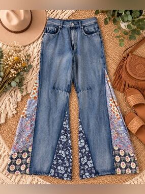 Blue Velvet NWT Boho Patchwork Flare Jeans Floral Panel Small